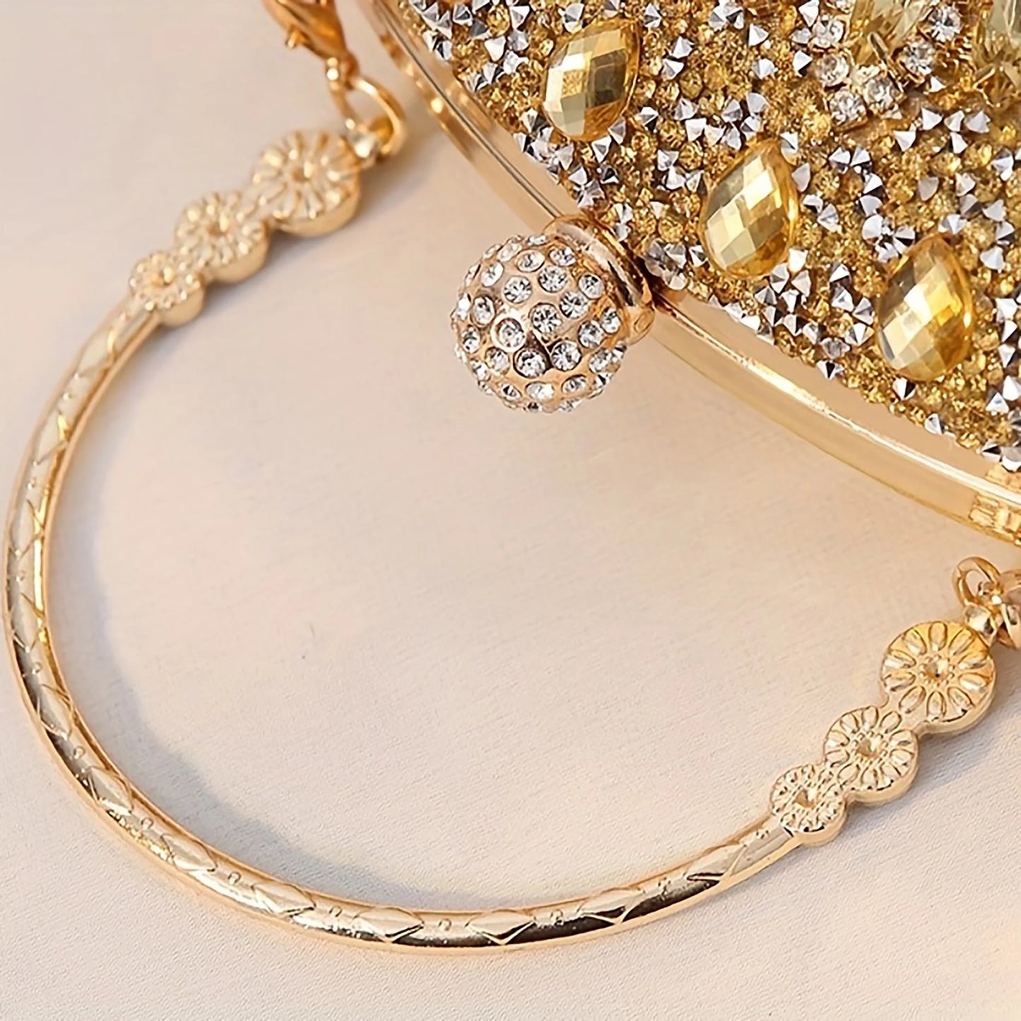 Sunflower-Shaped Gold Evening Clutch Purse for Women - Sparkling Handbag for Weddings, Parties, and Prom